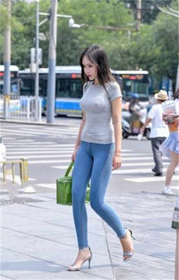 爱色影播放器