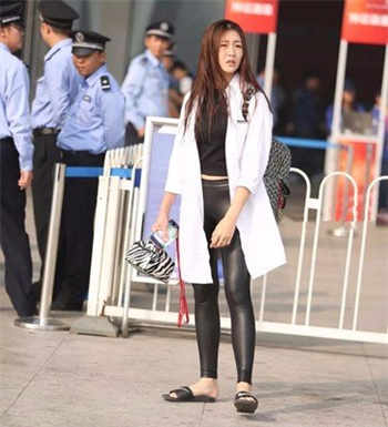 医毒双绝残王独宠废材妃
