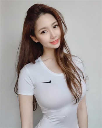 李yoyo钢琴老师聊天记录
