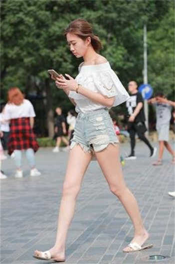 诸葛大力开局成了我老婆