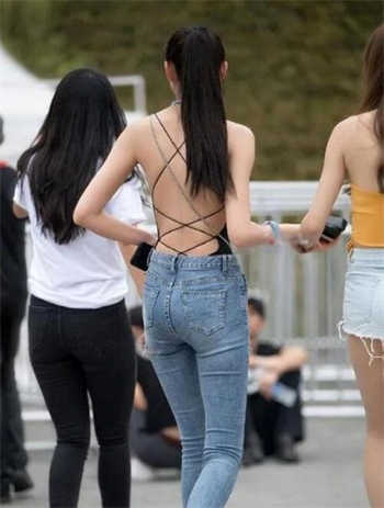 探花怎么找附近的