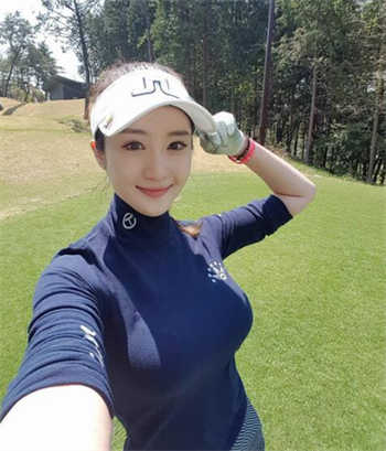 妈妈是县舞蹈员大雄