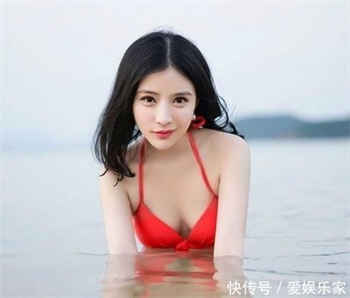 抓着她的丰盈顶了进去