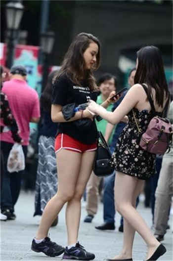 小上海步行街就是南京路吗