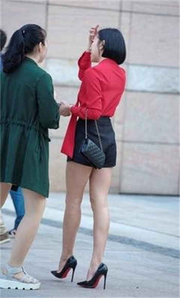 亲密的兼职员电影