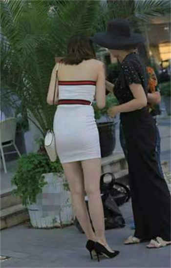 只为你回眸一眼苏静娴