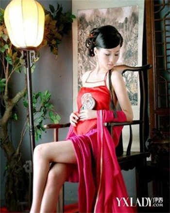 白峰美语羽作品