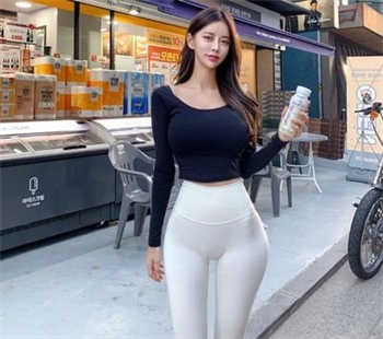 小情侣打扑克的全程视频