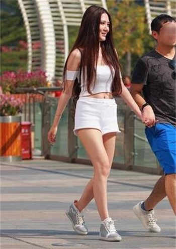 次元虫洞小鹿酱