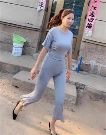 湖北光头女儿视频免费
