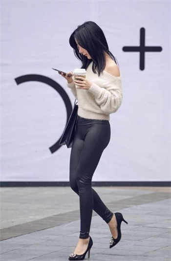 傲柔女王高跟鞋隔板吐奶