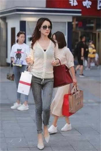 我喜欢单位的已婚妇女
